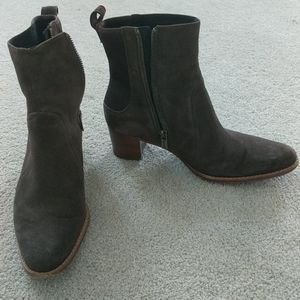 EUC Timberland Chocolate Brown Ankle Boots 7.5
